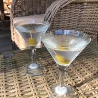 Fredagsdrinken - en DryMartini cocktail 
