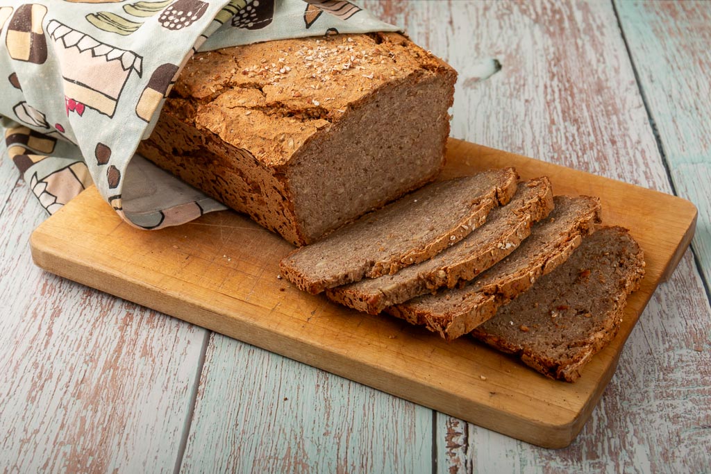 Glutenfritt fullkornsbröd