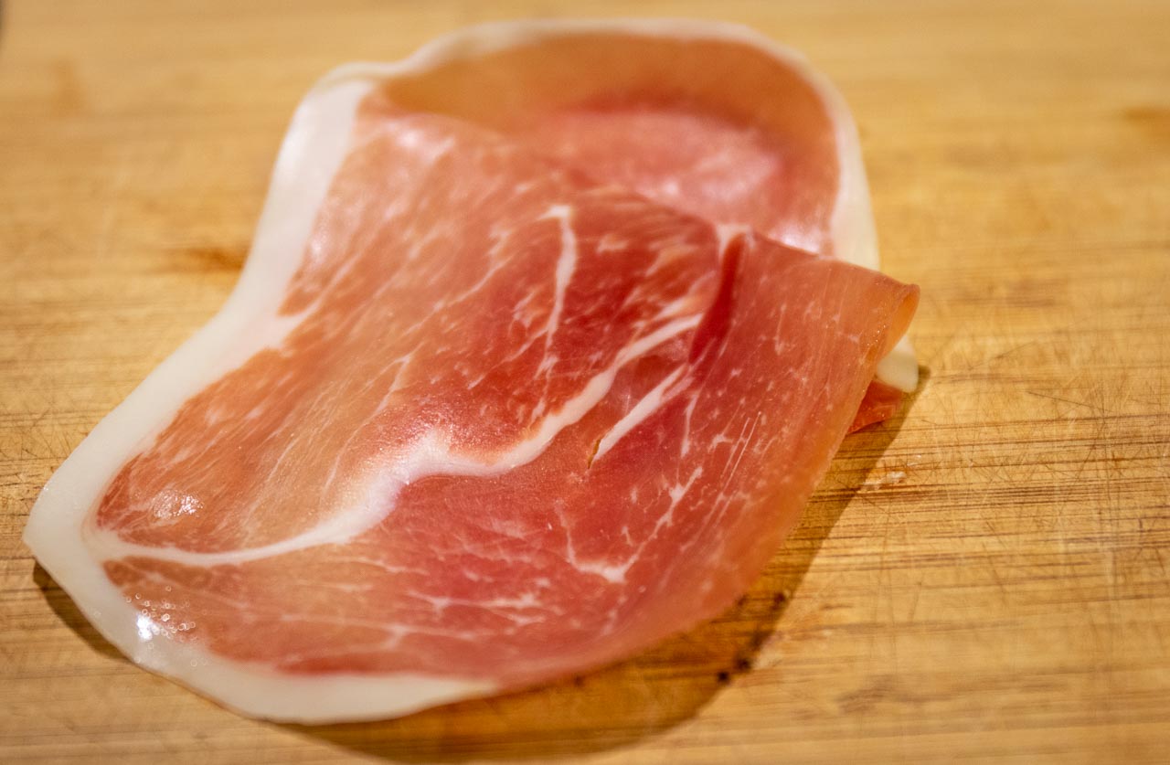 Prosciutto crudo till omeletten