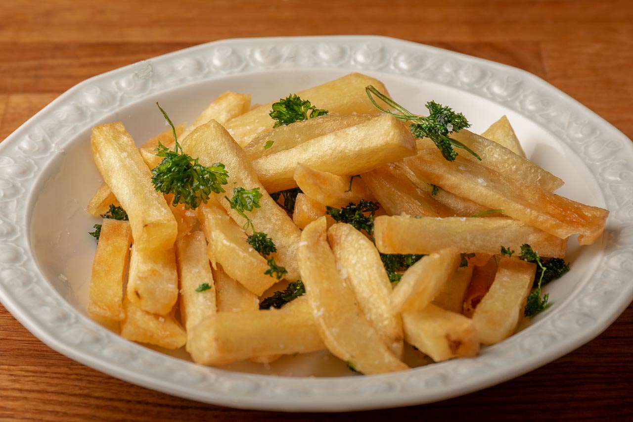 Pommes frites hos Bullobratt