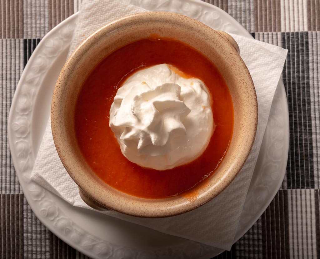 Tomatsoppa med grädde