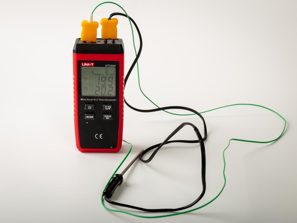 digital termometer med två sonder